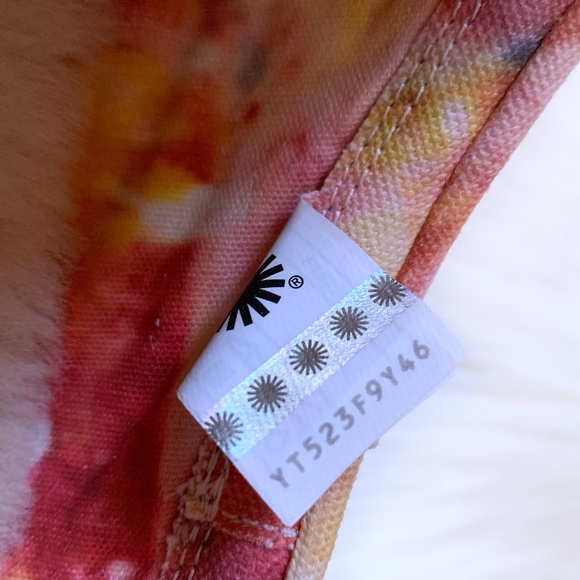 UGG X Ovadia Men’s Tasman Tie Dye - Picture 7 of 8